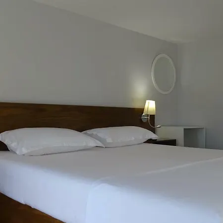 Bistrica Hotel Sarande